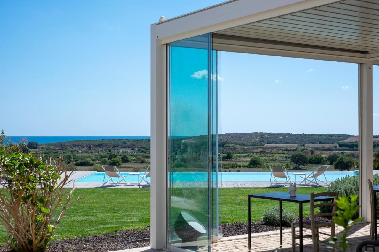 I Carusi relais Villa Noto Luaran gambar